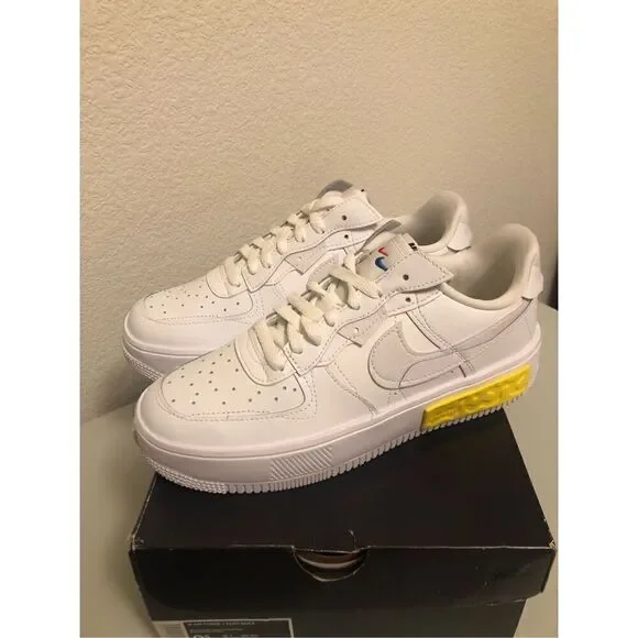 Nike Women’s Air Force 1 Fontanka Size 9.5 - Picture 1 of 7